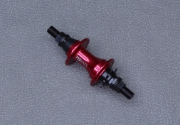 713BIKES Втулка задняя, пром. подшипник, на BMX Красная