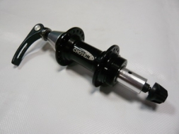 CHOSEN Втулка задняя A-2077B 32H под трещотку на пром. подшипниках, ось cr-mo чёрная (2015)