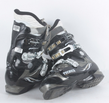 TECNICA Горнолыжные ботинки Б/У Attiva Phoenix 90 Ultrafit 26 р-р